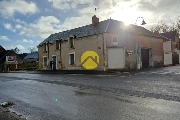 URGENT !! MAISON COUR ET GARAGES