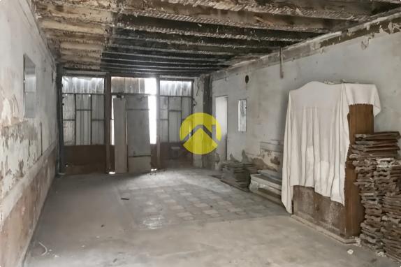 A VENDRE IMMEUBLE DE 360M²     