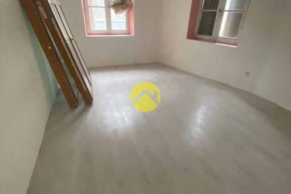 A VENDRE IMMEUBLE DE 360M²     