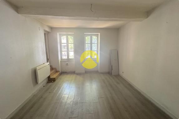Appartement / Immeuble Bourges avaricum, 2 pièces à louer