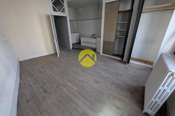 APPARTEMENT HYPER CENTRE A RENOVER