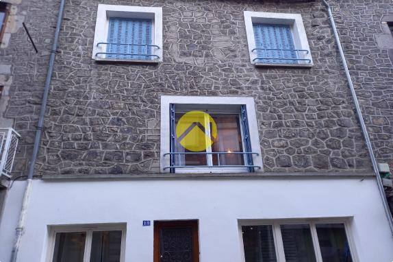 Maison de village rénovée