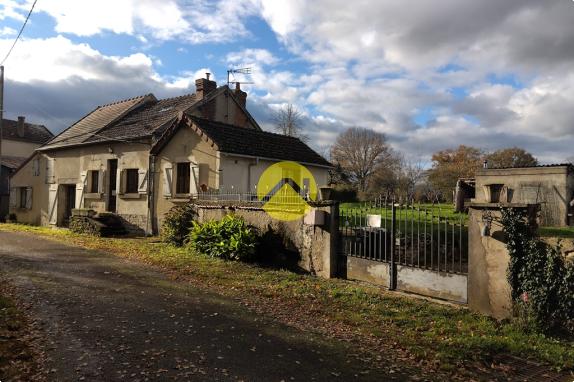 MAISON DE VILLAGE PAISIBLE