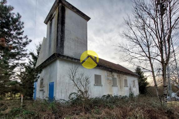 MAISON À RÉNOVER-BÂTIMENT-TERRAINS