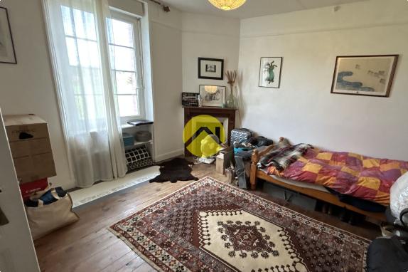 MAISON CHARMANTE 230 M2