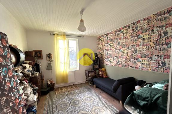 MAISON CHARMANTE 230 M2