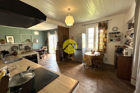 MAISON CHARMANTE 230 M2