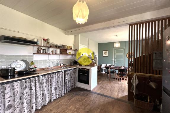 MAISON CHARMANTE 230 M2