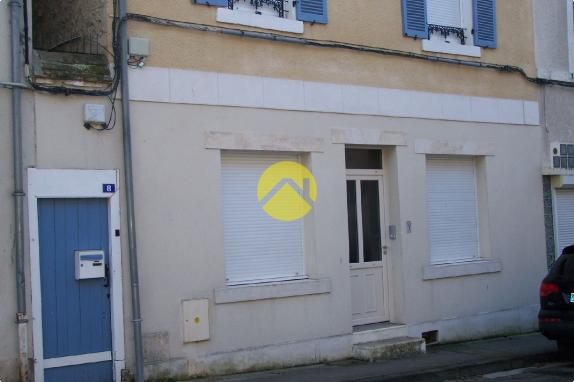 GRANDE MAISON RENOVEE AVEC GOUT