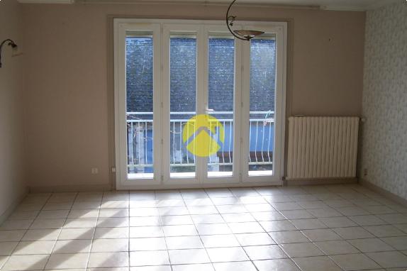 GRANDE MAISON RENOVEE AVEC GOUT