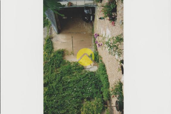 GRANDE MAISON RENOVEE AVEC GOUT