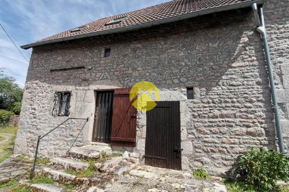 2 Maisons + 2 granges