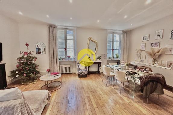 Appartement / Immeuble Bourges avaricum, 5 pièces à vendre