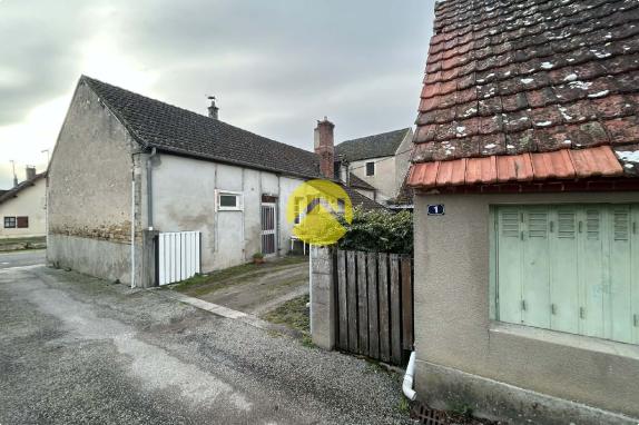 Maison de bourg + Maisonnette 42 m²