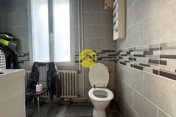 MAISON DE CARACTERE EN CENTRE VILLE