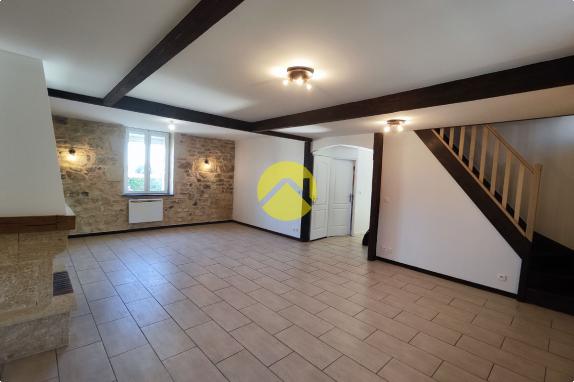 LOCATION T6 150m² 4 CH