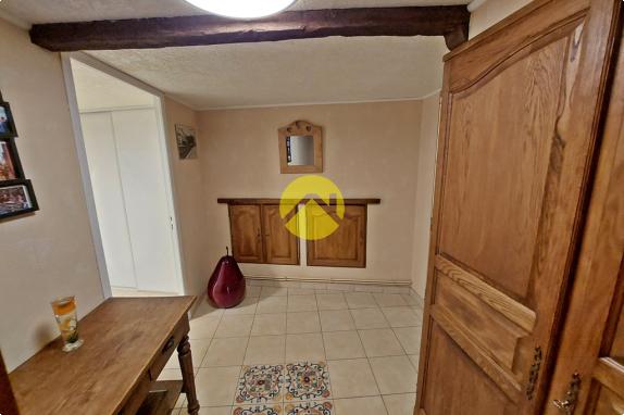 ENTIÈREMENT RENOVÉE + DÉPENDANCES