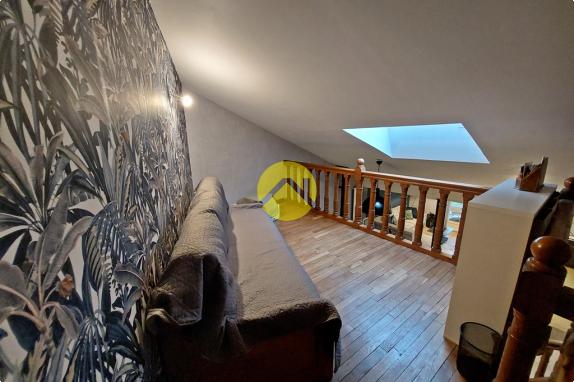 ENTIÈREMENT RENOVÉE + DÉPENDANCES