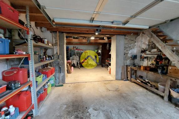 ENTIÈREMENT RENOVÉE + DÉPENDANCES