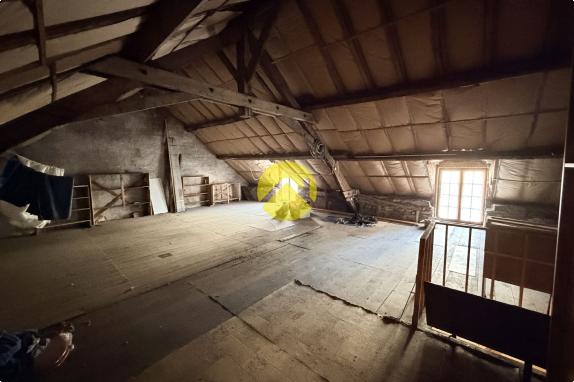 Maison centre Châteauneuf