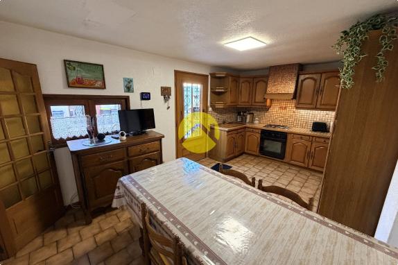 Maison centre Châteauneuf