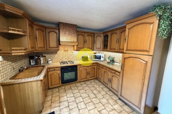 Maison centre Châteauneuf