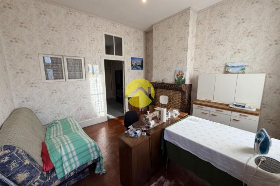 Maison centre Châteauneuf