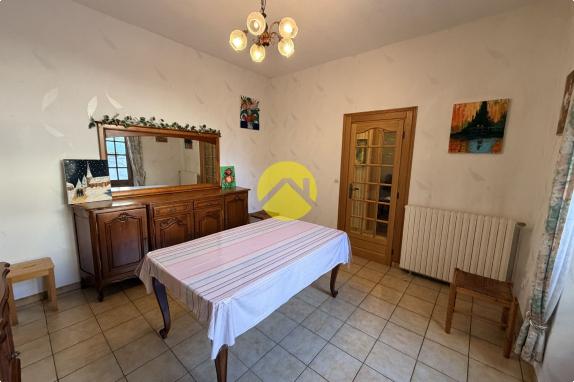 Maison centre Châteauneuf