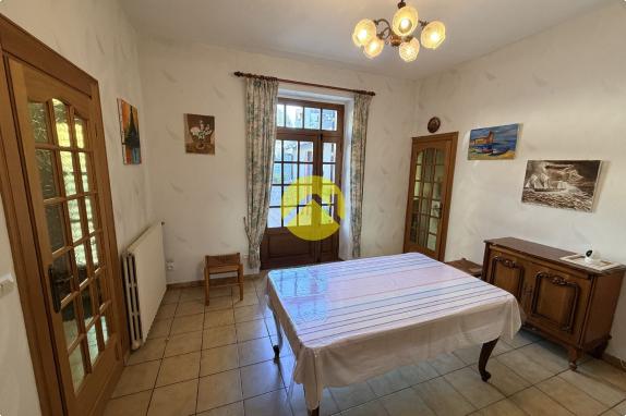 Maison centre Châteauneuf