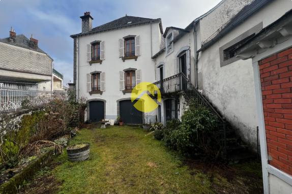 CENTRE-BOURG IMMEDIATEMNT HABITABLE