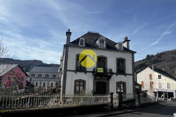 CENTRE-BOURG IMMEDIATEMNT HABITABLE