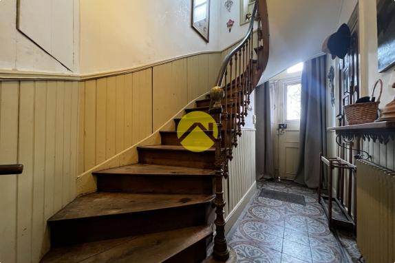 CENTRE-BOURG IMMEDIATEMNT HABITABLE