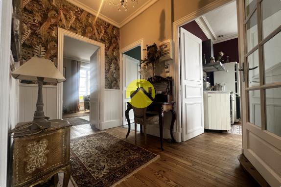 CENTRE-BOURG IMMEDIATEMNT HABITABLE