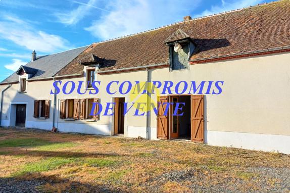 LONGERE 208 M2 GARAGES DEPENDANCES