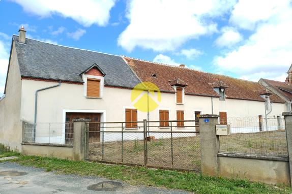 LONGERE 208 M2 GARAGES DEPENDANCES