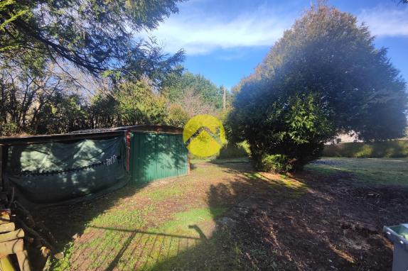 MAGNIFIQUE TERRAIN A LA CAMPAGNE 