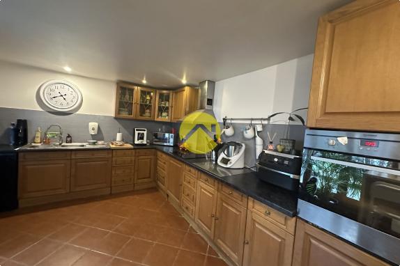 GRANDE MAISON FAMILIALE 5 CHAMBRES