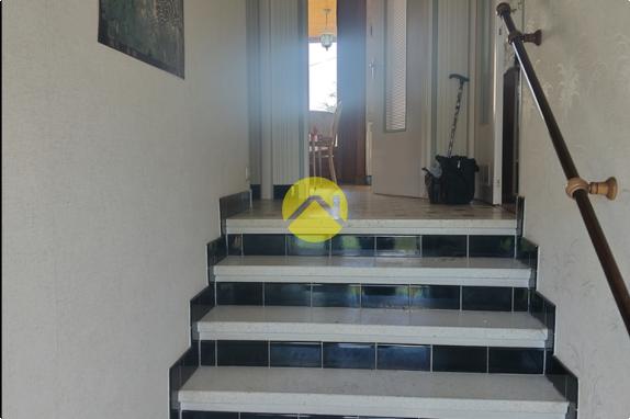 A proximité commerces et écoles