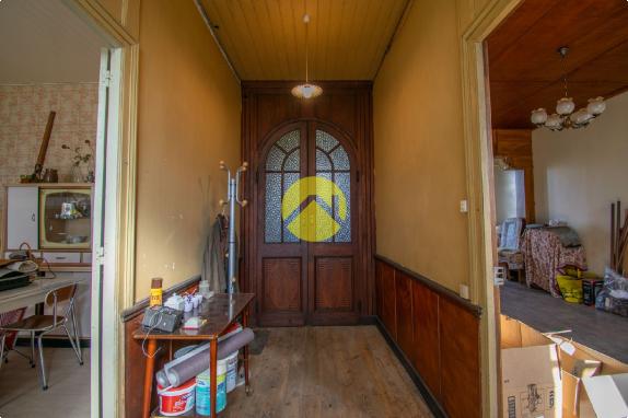 Ensemble de 2 maisons avec hangar