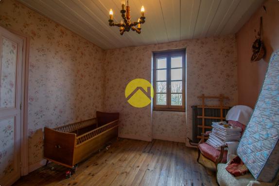 Ensemble de 2 maisons avec hangar