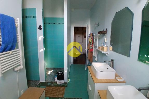 APPARTEMENT DE CARACTERE