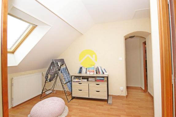 MAISON DE CHARME AVEC JARDIN