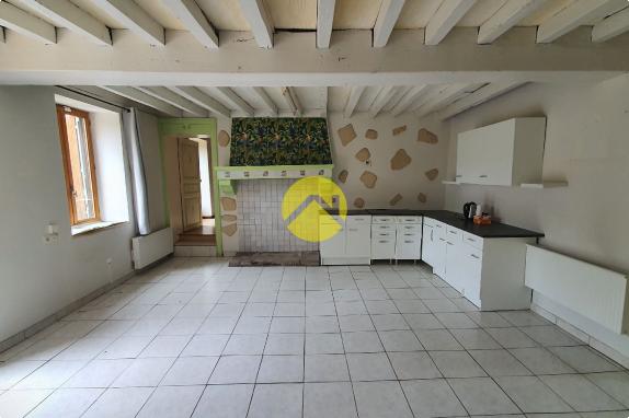 BELLE MAISON EN PIERRES