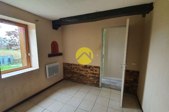 BELLE MAISON EN PIERRES