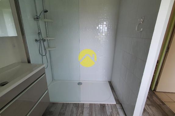 BELLE MAISON EN PIERRES