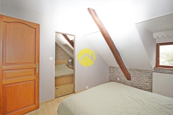 MAISON DE CHARME AVEC JARDIN