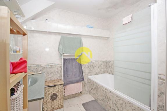 MAISON DE CHARME AVEC JARDIN