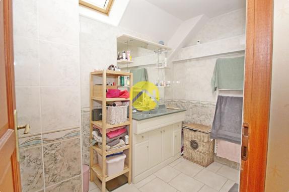 MAISON DE CHARME AVEC JARDIN