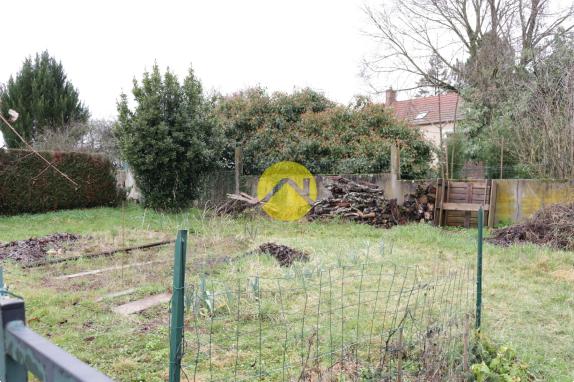 MAISON DE CHARME AVEC JARDIN