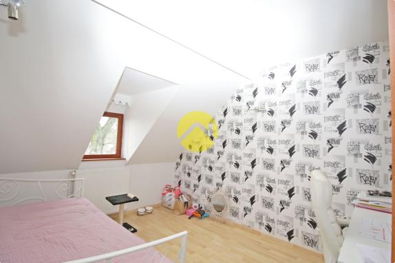 MAISON DE CHARME AVEC JARDIN